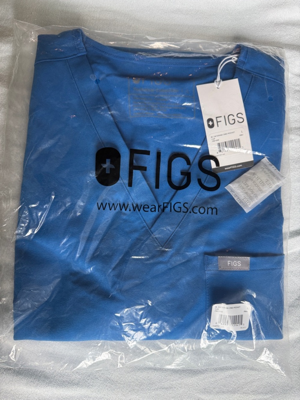 Figs Catrina One-Pocket Top